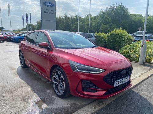 Used 2025 Ford Focus 1.0 MHEV ST-LINE X 155PS MILD HYBRID AUTO LOW MILEAGE MEGA SPEC Fantastic Red at Lawtons of Tadcaster