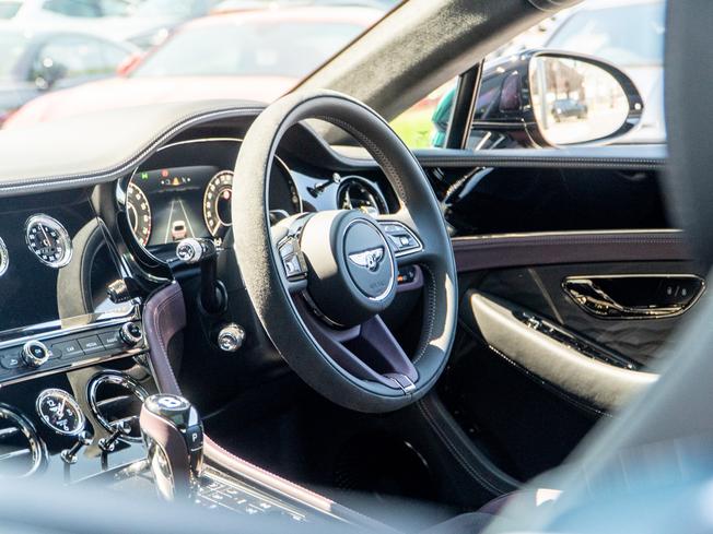 BENTLEY Continental GT  Photo 12