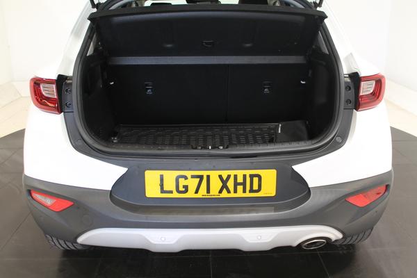 Kia Stonic 1.0 T-GDi MHEV Connect SUV 5dr Petrol Hybrid Manual Euro 6 (s/s) (118 bhp) Photo 9