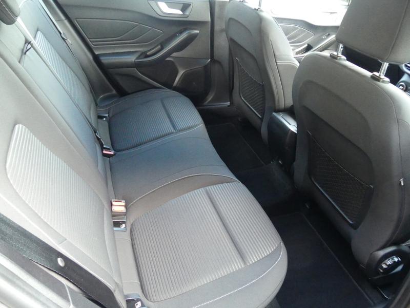 Ford Focus Photo 418699c1-0b00-4a19-9b55-81d048f42cd9.jpg