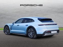 PORSCHE Taycan Photo 2