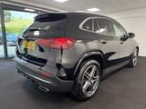 Mercedes-Benz GLA Photo 10