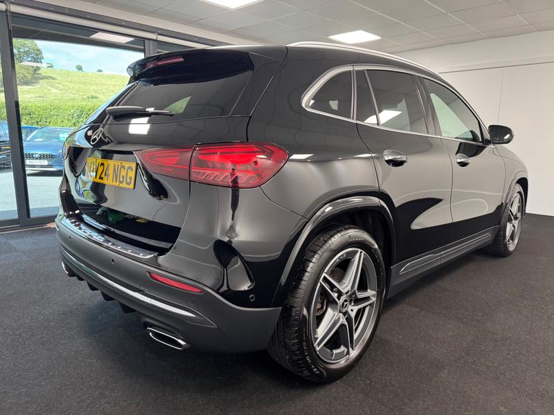 Mercedes-Benz GLA Photo 41a7c6f5-7b99-48c0-b03a-f8797ef7eed2.jpg