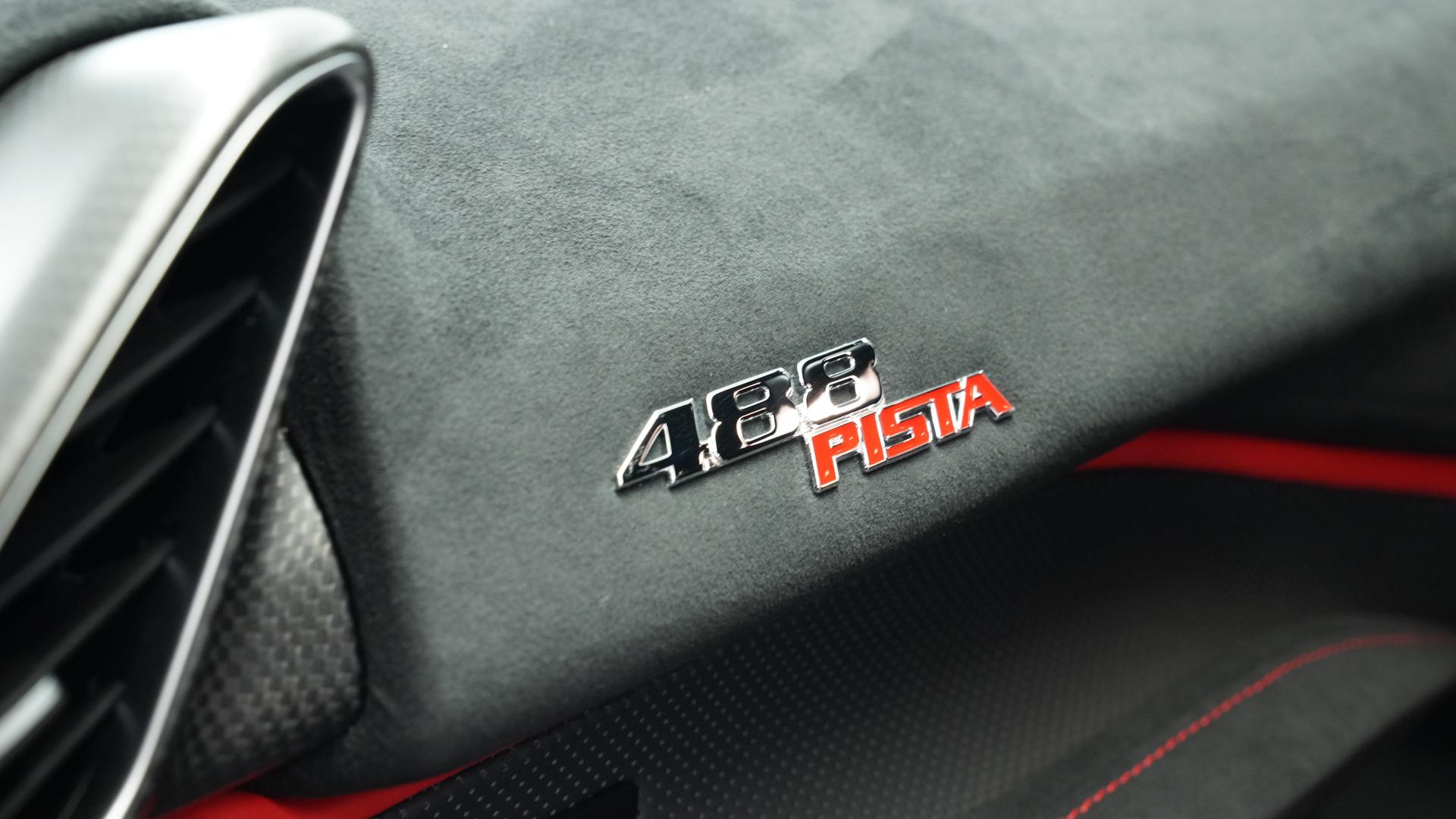 Ferrari 488 Pista Photo 41b4059f-f76b-4e5c-92ba-f94ebfd2227d.jpg