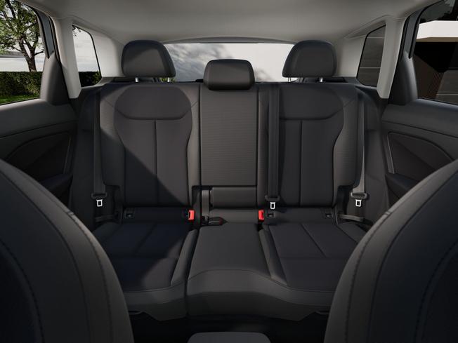 AUDI  Q3 SUV Photo 9