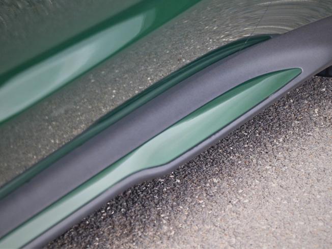PORSCHE Taycan Photo 17