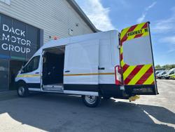 Ford Transit Photo 18