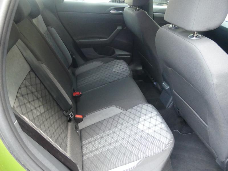 Volkswagen Taigo Photo 41e1cac0-e3f8-4434-a73d-a5f9f4f053bb.jpg