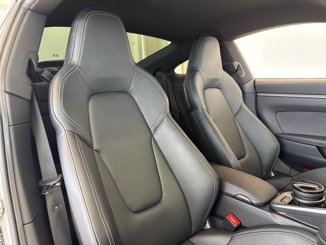 PORSCHE 911 Photo 14