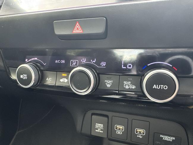 Honda Jazz Photo 41f82e70-e282-47f2-9b36-0ebc4cde2a07.jpg