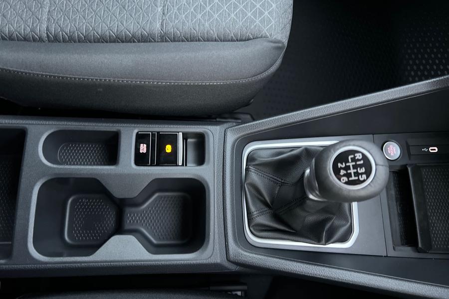 Ford TRANSIT CONNECT Photo 41fe1d15-d6cc-4d1d-8316-20acca2e0c6d.jpg