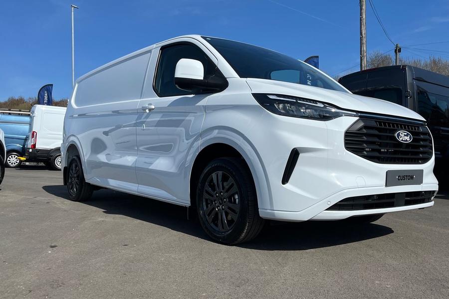 Ford TRANSIT CUSTOM Photo 423468ff-61f1-4fa3-b6a9-fbae1a10712b.jpg
