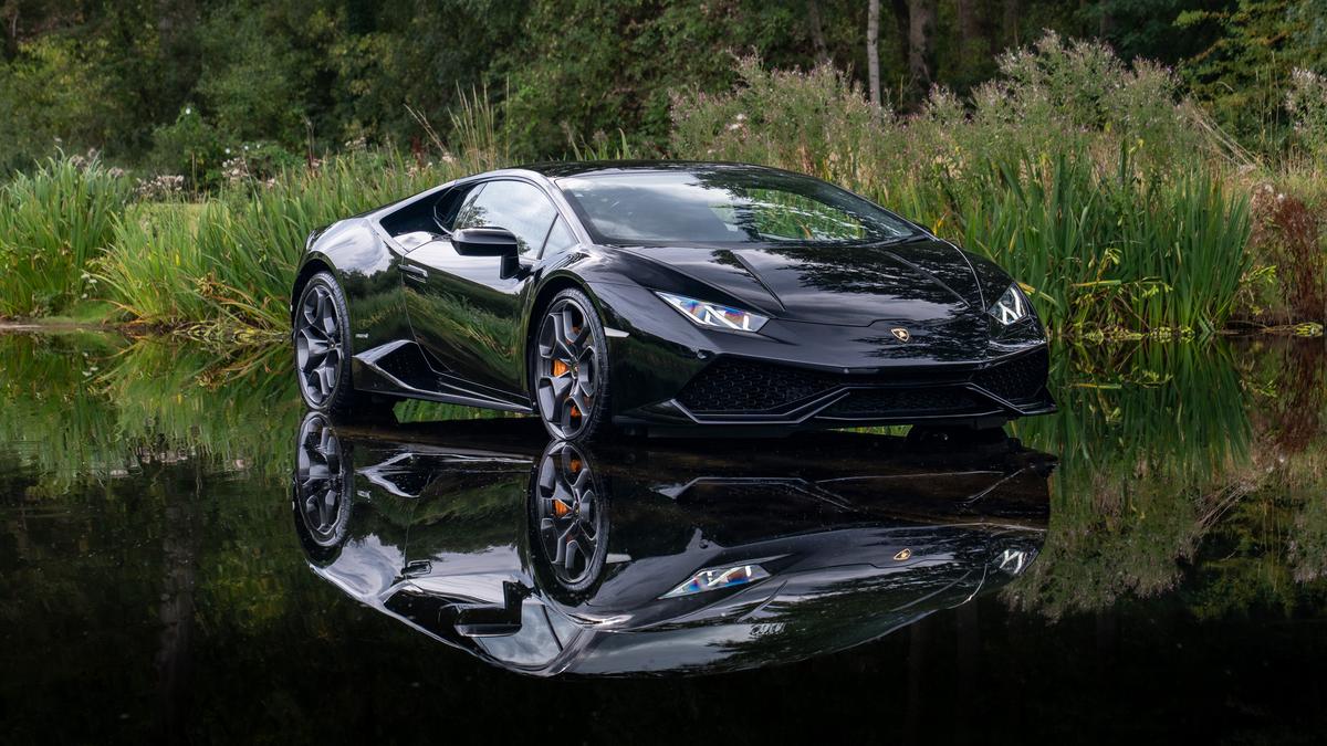 Used 2015 LAMBORGHINI Huracan LP610-4 Nero Noctis at Tom Hartley