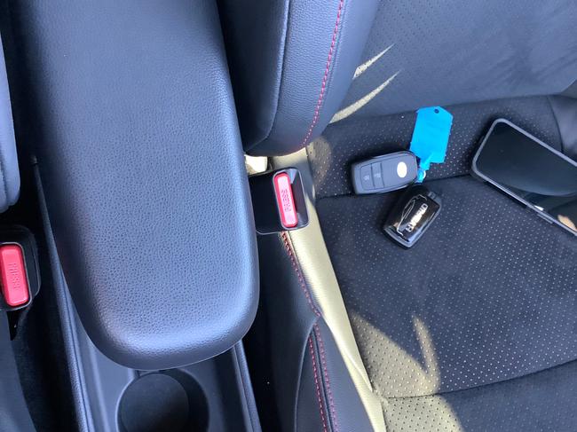 Toyota Yaris Cross Photo 424336e1-f2cb-45b4-8f6d-de33efd25369.JPG