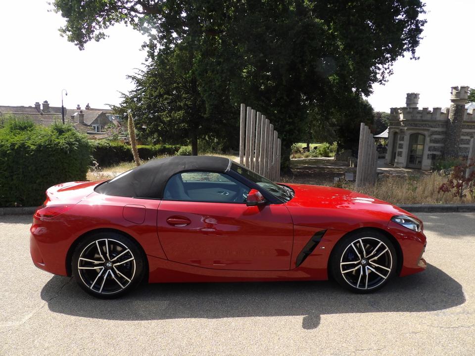 Used BMW Z4 SN19ZHS 24