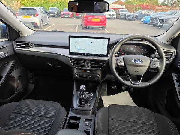 Ford Focus Photo 5