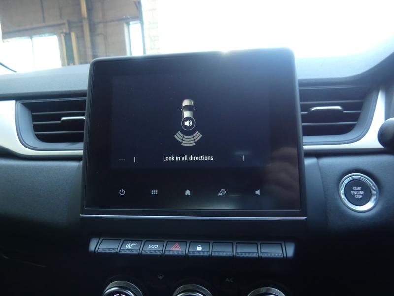 Renault Captur Photo 4254ef59-0863-4fff-83c8-75586612eb48.jpg