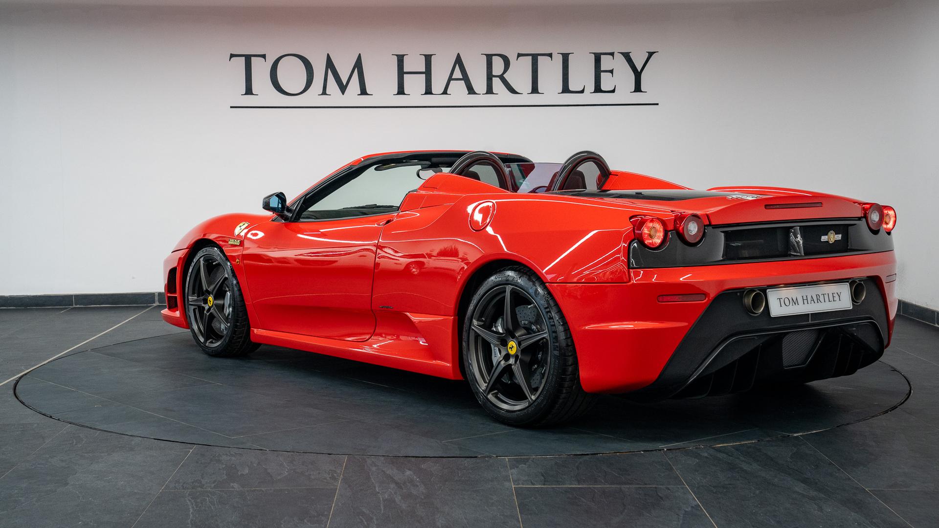 Ferrari 430 Photo 42562017-92ae-464f-9946-edc5ce1eb228.jpg