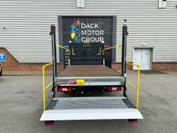 Ford Transit Photo 24