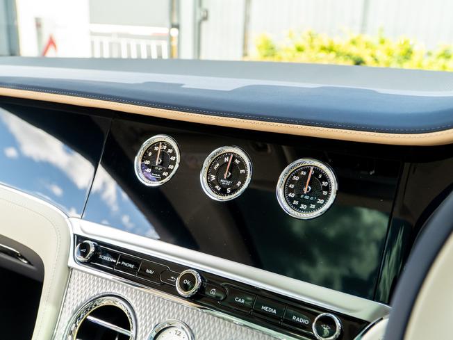 BENTLEY Continental GT  Photo 28