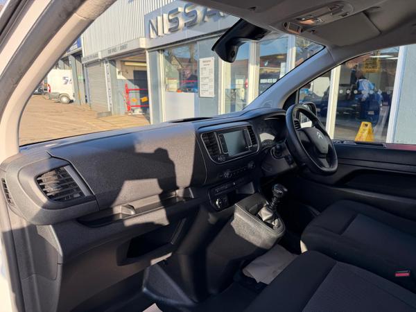 Used Citroen Dispatch YL23EVN 13