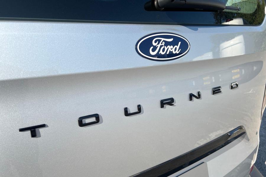 Ford Tourneo Custom V710 Zetec/Trend Bus M1 320 L2 2.0L EcoBl Photo 4265e255-6a2d-41f7-825d-86410ee2a4d8.jpg