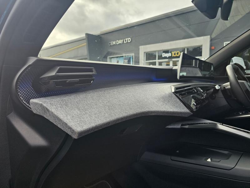 2025 25 PEUGEOT 5008
