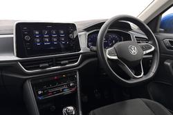VOLKSWAGEN T-Roc Photo 2