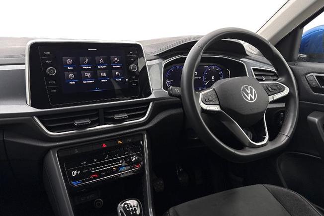 VOLKSWAGEN T-Roc Photo 2