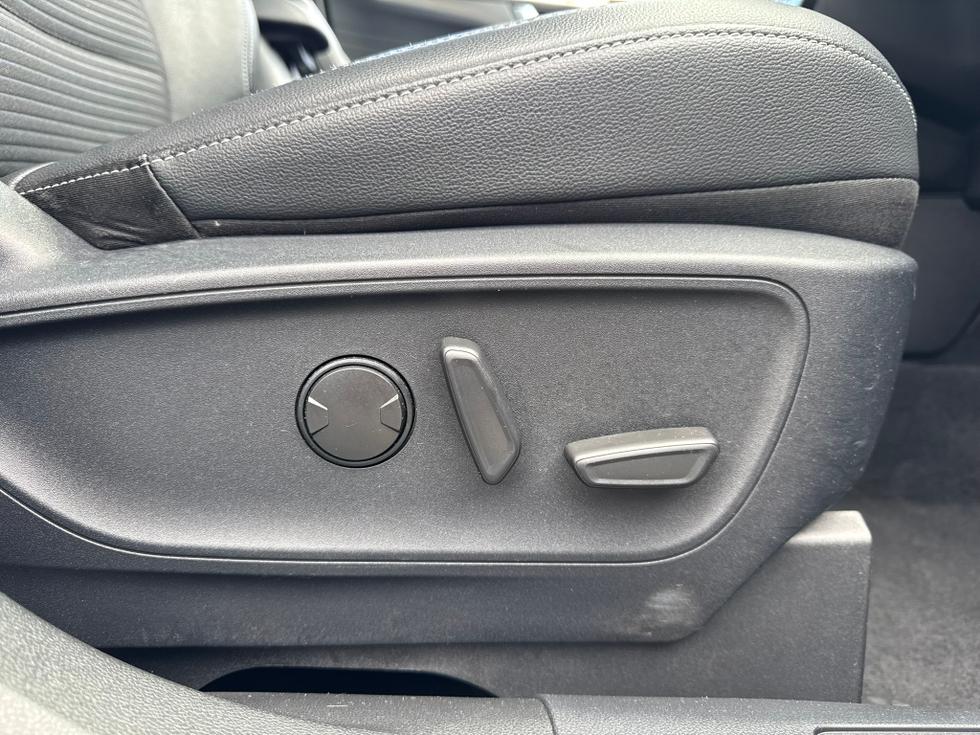 Ford Kuga Photo 42863ba3-085b-4df5-b1f8-718d8216085e.JPEG
