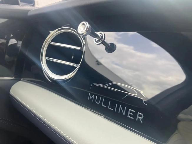 BENTLEY Bentayga Photo 12
