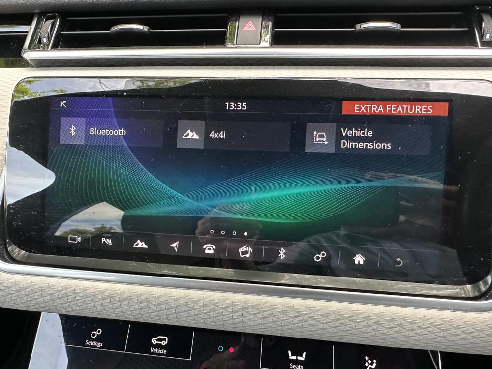 Used Land Rover Range Rover Velar SY70JUV 38