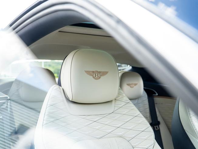BENTLEY Continental GT  Photo 23