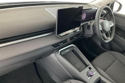 VOLKSWAGEN T-Roc Photo 2