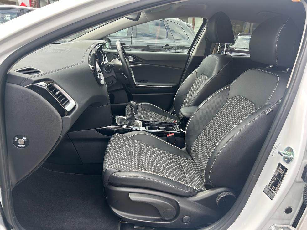 Kia XCeed Photo 42ce80d3-6d27-4b04-96f7-ea2ba50da7e0.jpeg