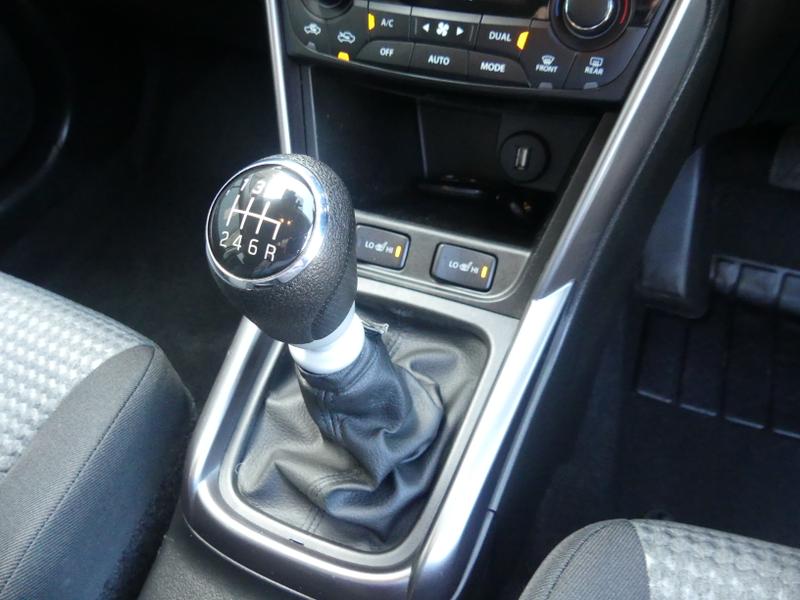 Suzuki S-Cross Photo 42e5af1b-ad8e-4970-b496-db780366e66d.jpg