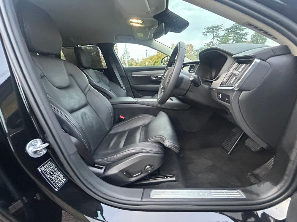 Used Volvo V90 VK22HVV 18