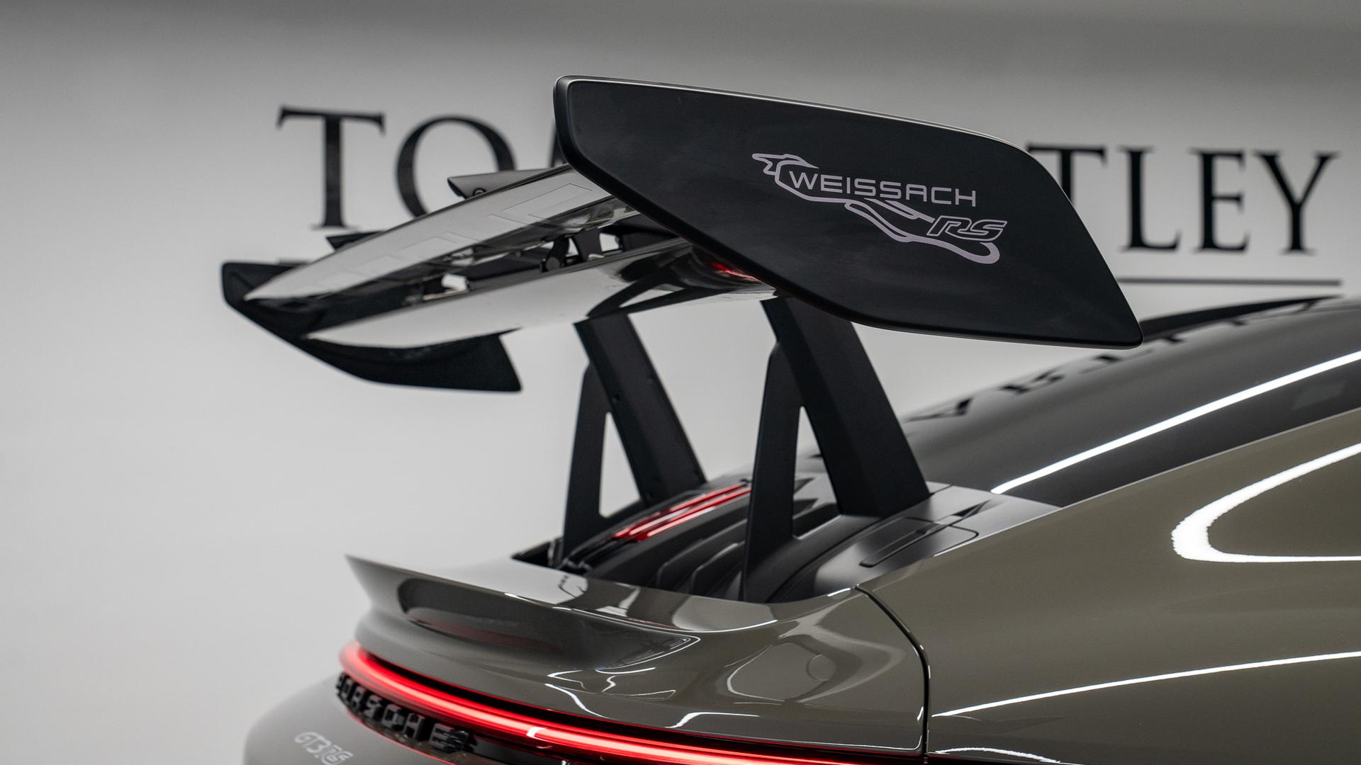 Porsche 911 Photo 42f9407a-76a3-4142-9408-09bad123f4ad.jpg
