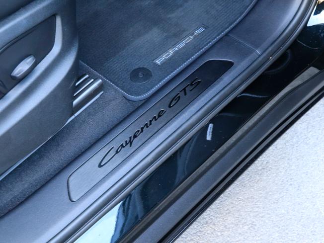 PORSCHE Cayenne Photo 14