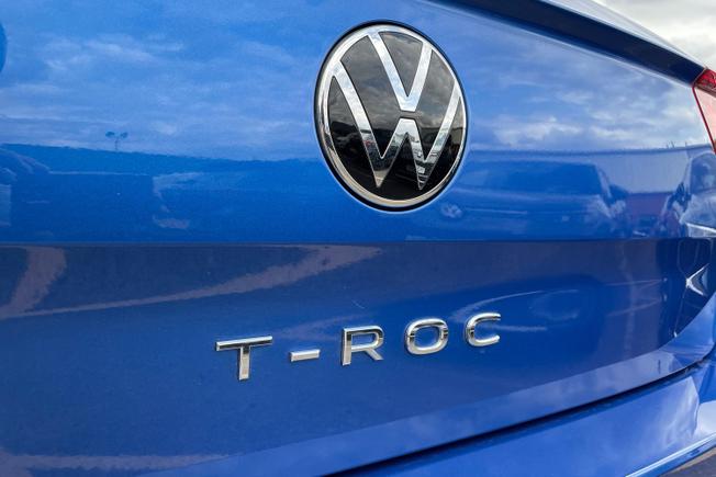VOLKSWAGEN T-Roc Photo 26