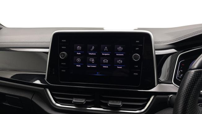 VOLKSWAGEN T-Roc Photo 8