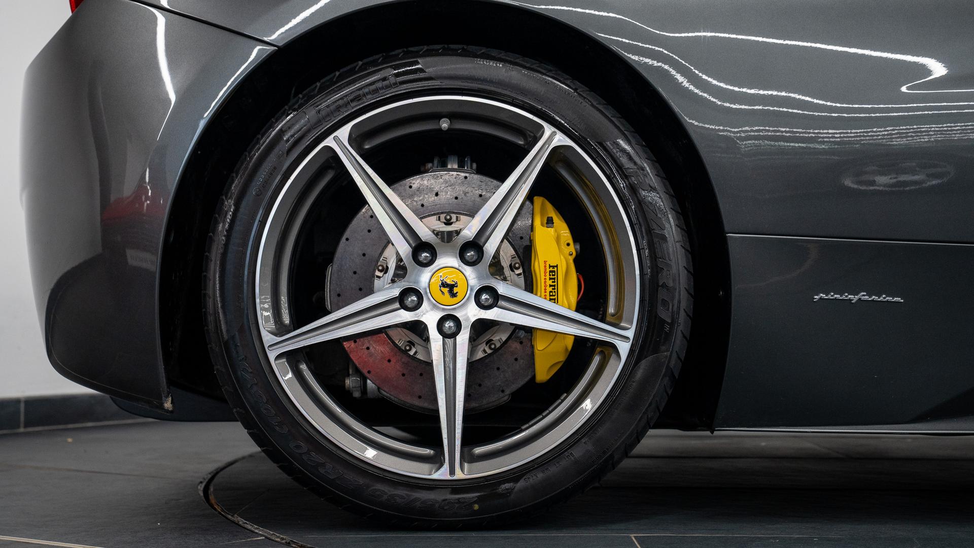 Ferrari 458 Photo 4314a2dc-6f4a-4e67-a3b1-d80648a736a8.jpg