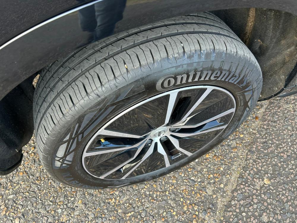 Used Volvo XC90 FX72MVK 42