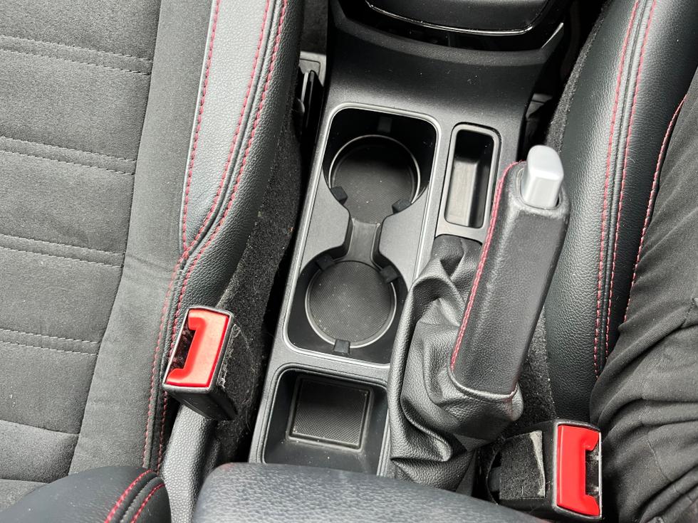 Ford EcoSport Photo 434e7269-9343-4282-b5d8-22c5a2586be8.jpg