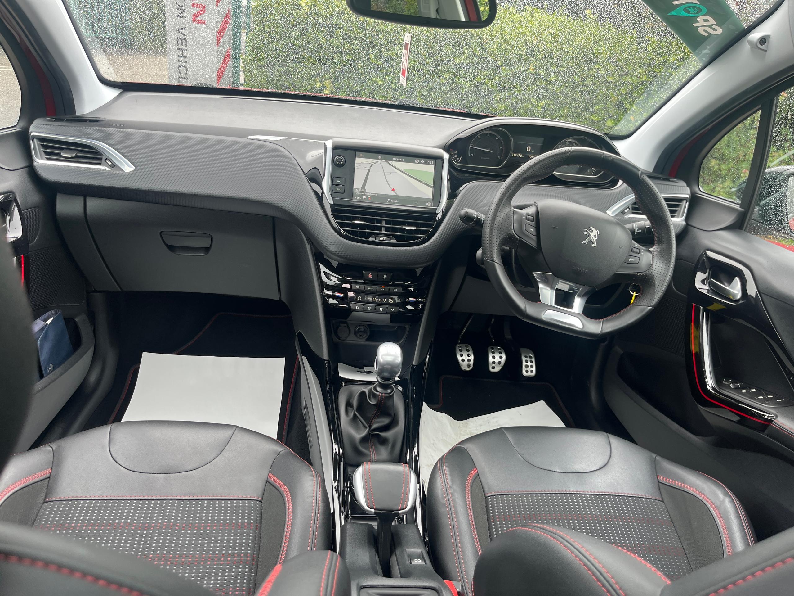Peugeot 2008 Photo 16