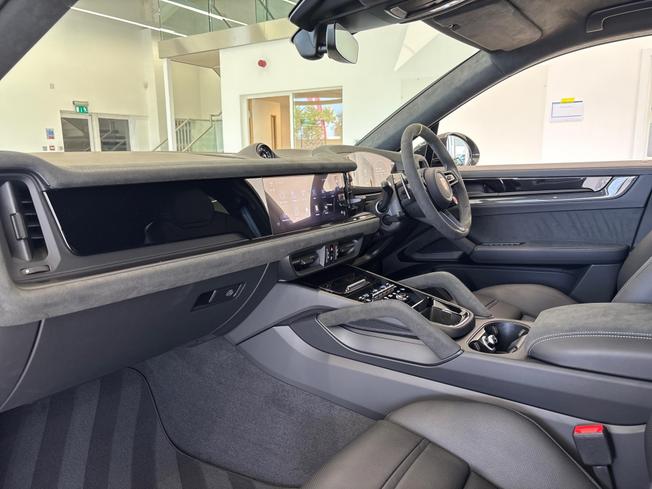 PORSCHE Cayenne Photo 13