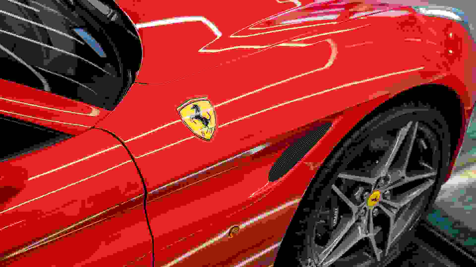 Ferrari California Photo 43917b04-32e0-40c3-a365-82e3c33733b1.jpg