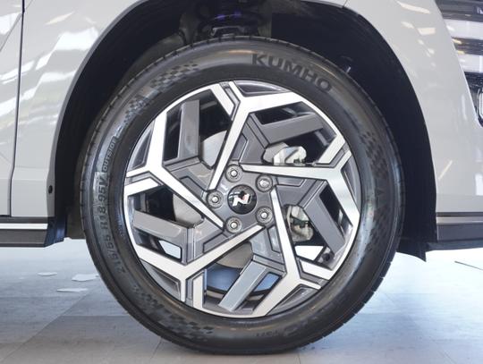 Hyundai KONA Photo 439aaa76-79b1-4c3b-8b8f-18d696d6fbcb.jpg