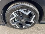 Volkswagen Golf Photo 1
