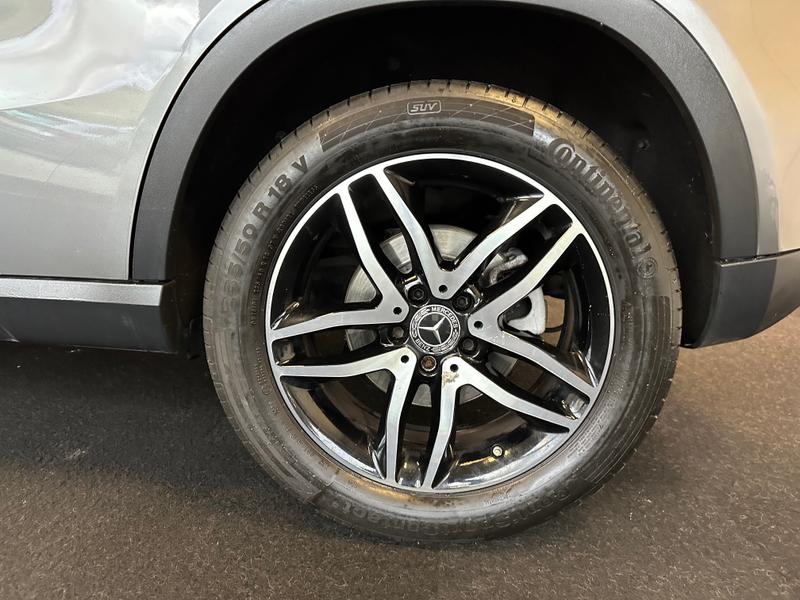 Mercedes-Benz GLA Photo 43b4e9ce-3776-4671-80a8-a80220baa3b6.jpg
